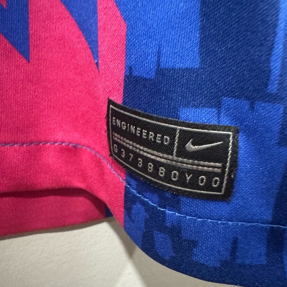 2021-2022 FC Barcelona Football Soccer Jersey - Picture 3 of 10